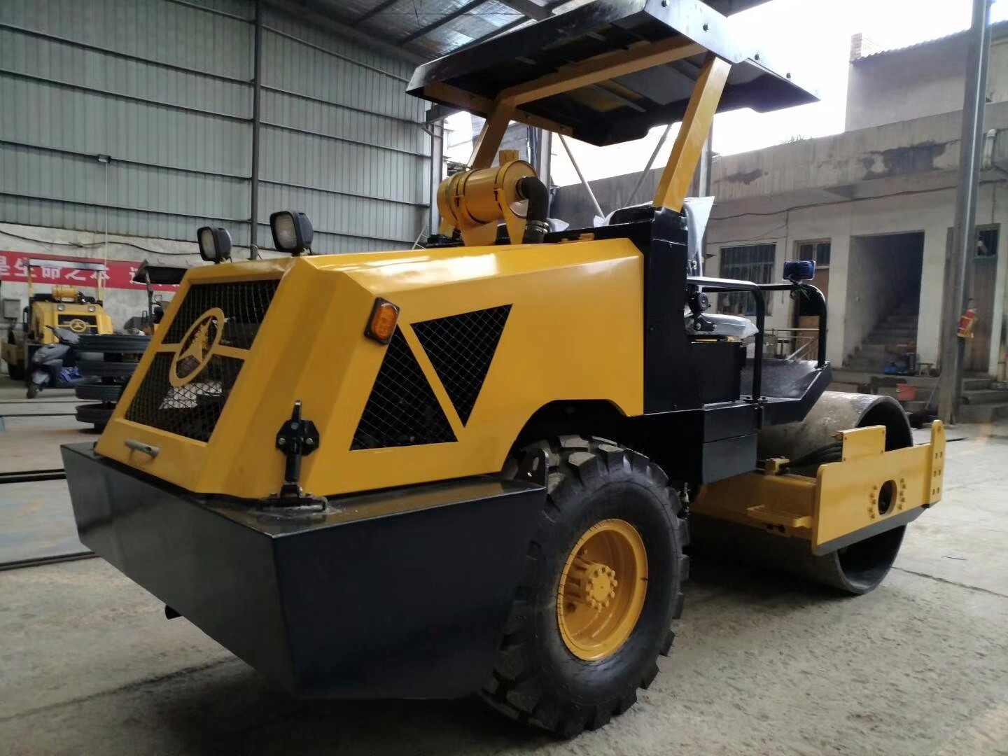 6噸壓路機 洛陽冠道機械