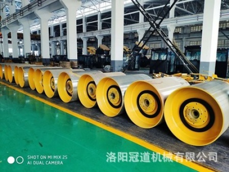 洛陽(yáng)洛工路建政贏壓路機(jī)廠家 4噸6噸8噸壓路機(jī)全國(guó)聯(lián)保