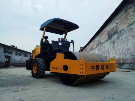 yzd_6.0單鋼輪振動壓路機
